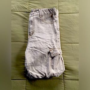 Cream Colored 90’s Cargo Boyfriend Jeans